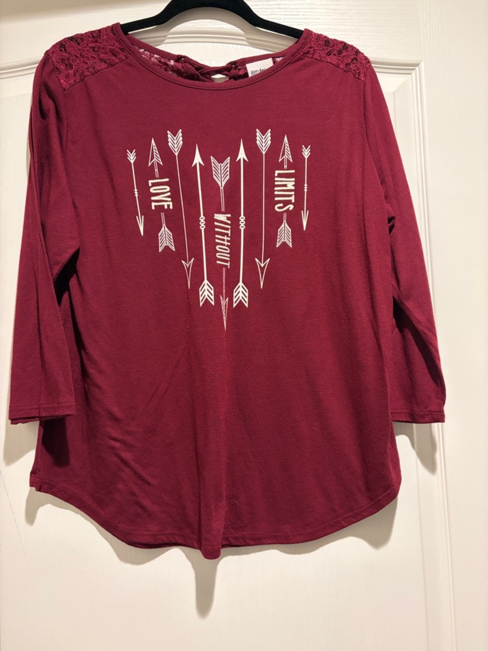 Long-Sleeve Lace-Shoulder Graphic Tee in Burgundy - Love Without Limits